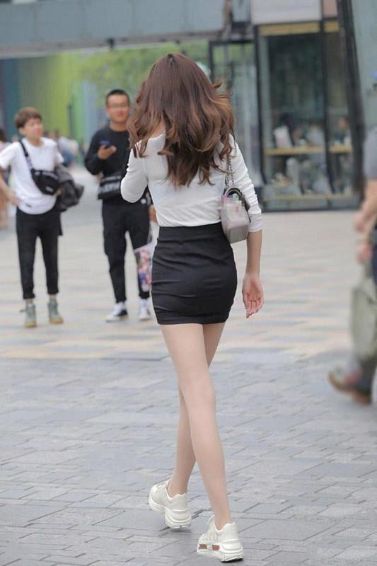 阳台街拍爆料视频大全集,揭秘城市生活瞬间  第3张 阳台街拍爆料视频大全集,揭秘城市生活瞬间  第3张