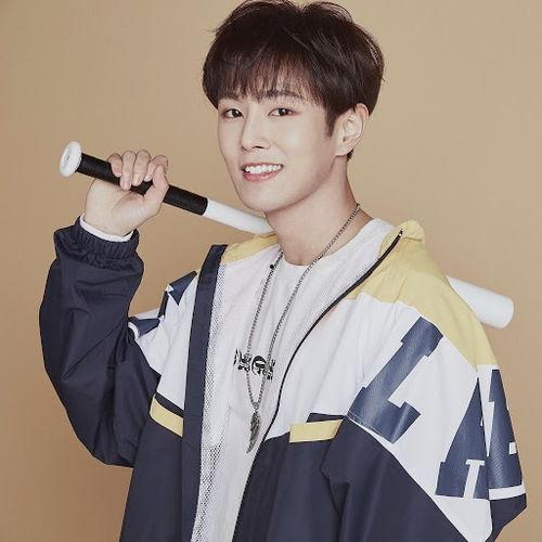 最新八卦爆料李汶翰,神秘女友身份引网友热议  第3张